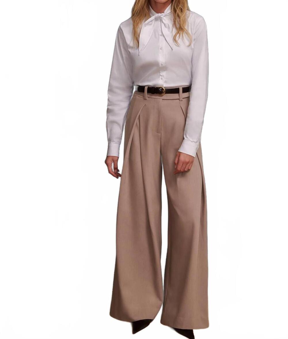 NEW FAVORITE DAUGHTER grateau button front top in white